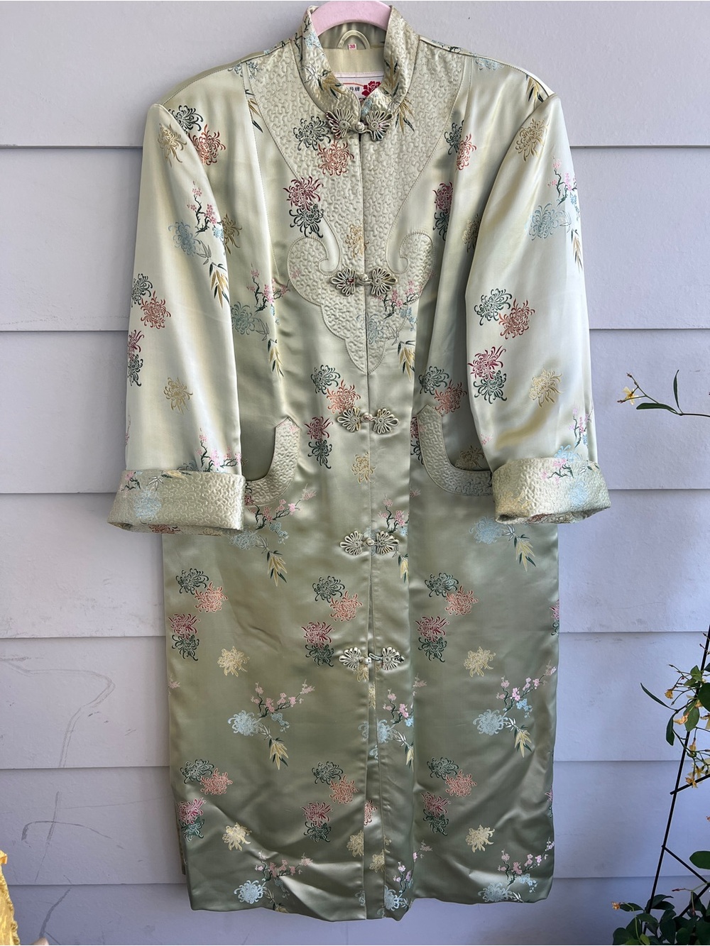 Vintage Peony Satin Brocade 3/4 Duster Coat in Mint Condition